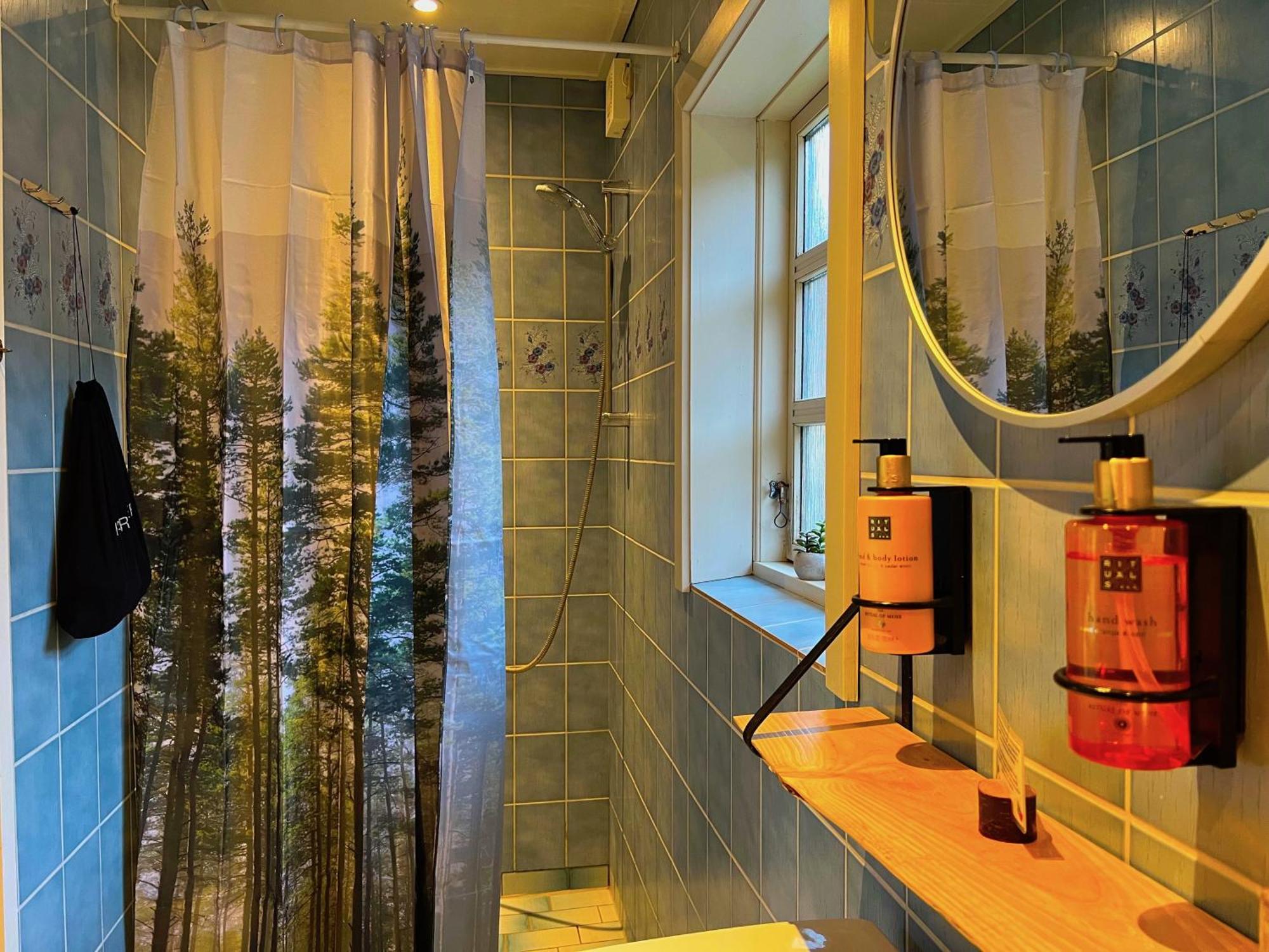 Hotel Skovly Rønne Extérieur photo