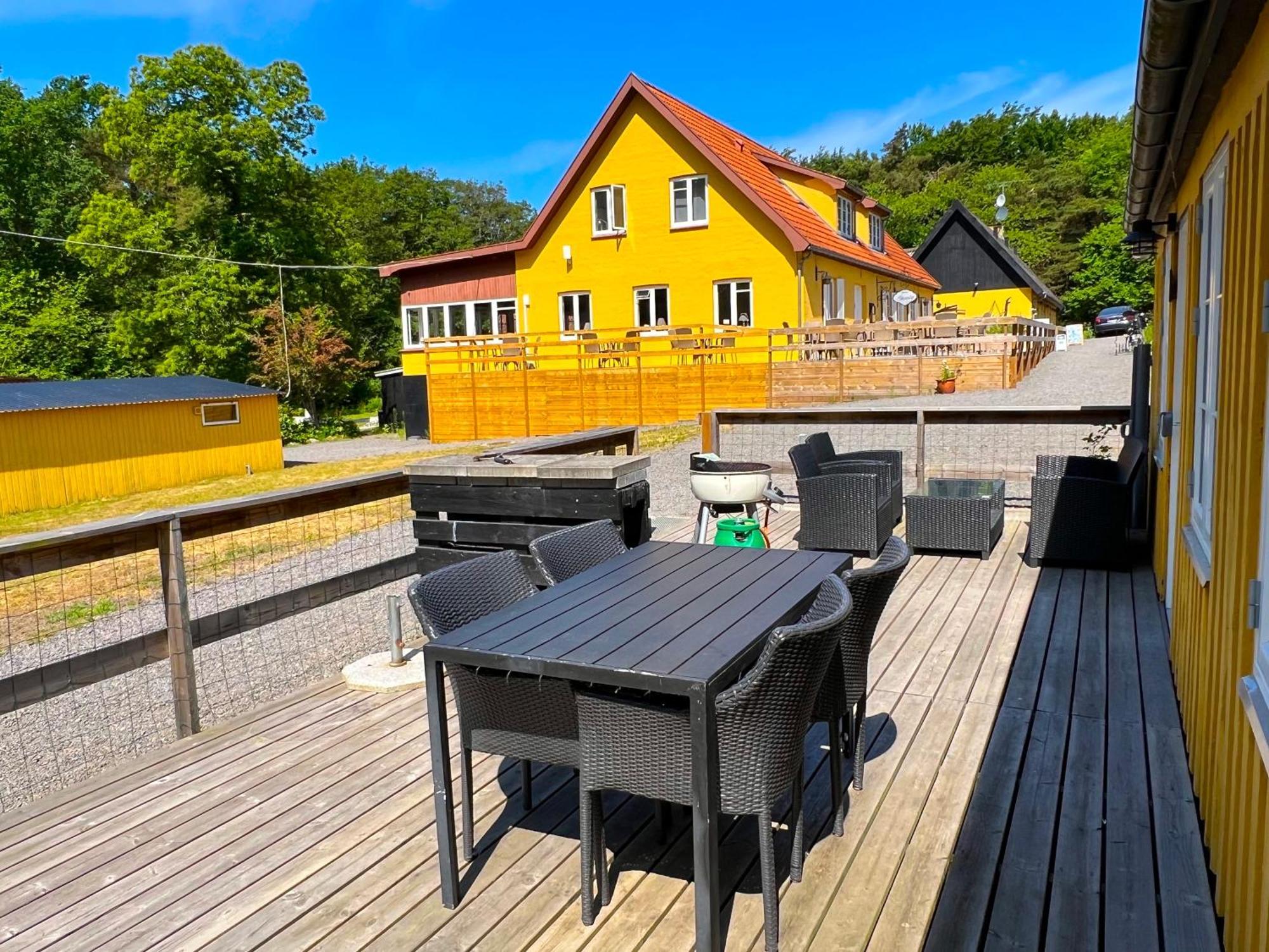 Hotel Skovly Rønne Extérieur photo